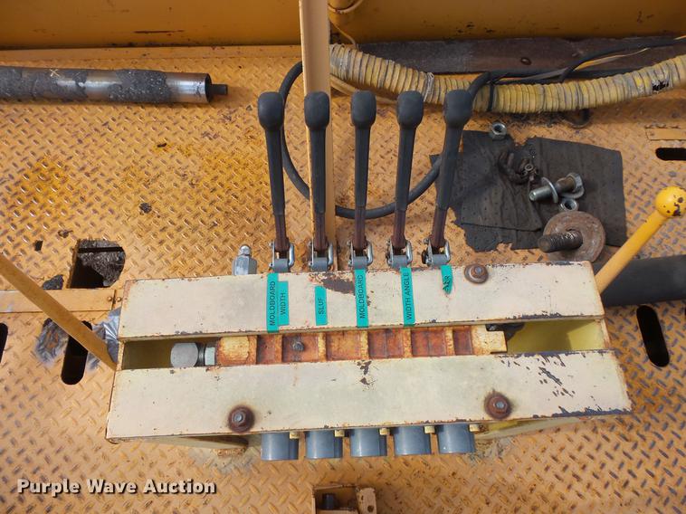 image for item DV9726 Blaw Knox RW-195 road widener