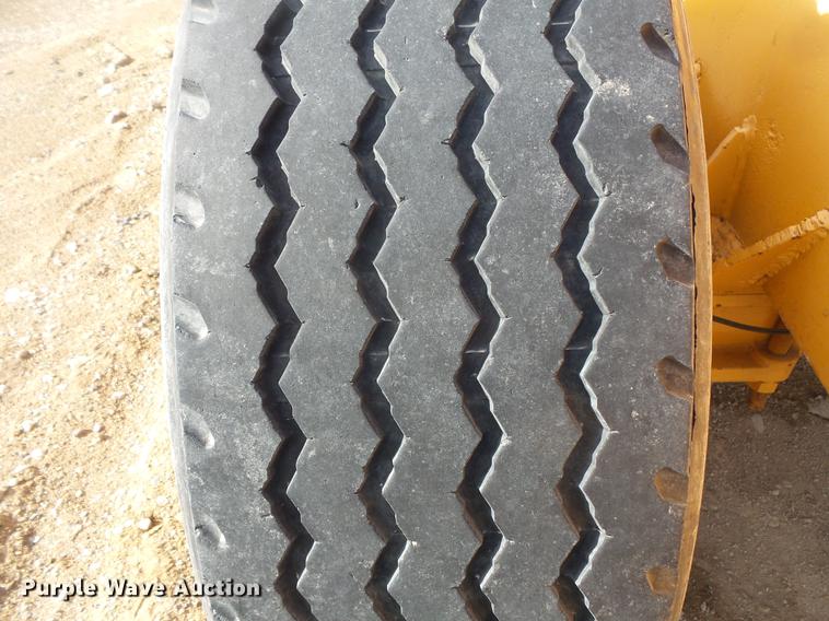 image for item DV9726 Blaw Knox RW-195 road widener