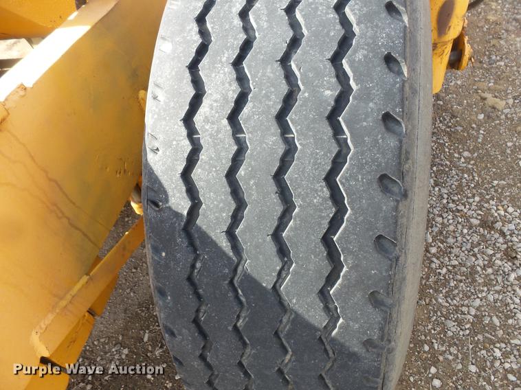 image for item DV9726 Blaw Knox RW-195 road widener