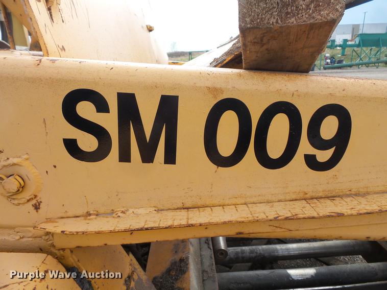 image for item DV9726 Blaw Knox RW-195 road widener