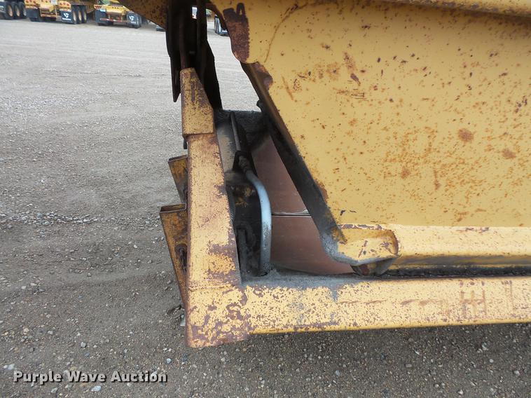 image for item DV9727 1985 Load King bottom dump trailer