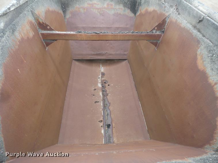 image for item DV9727 1985 Load King bottom dump trailer