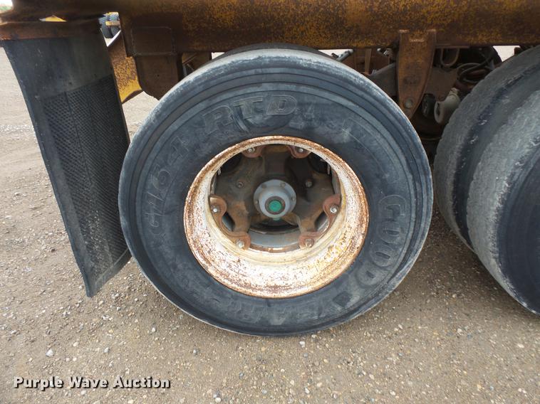 image for item DV9727 1985 Load King bottom dump trailer