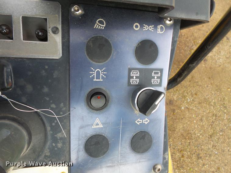 image for item DV9728 2004 Dynapac CC122 double drum vibratory roller