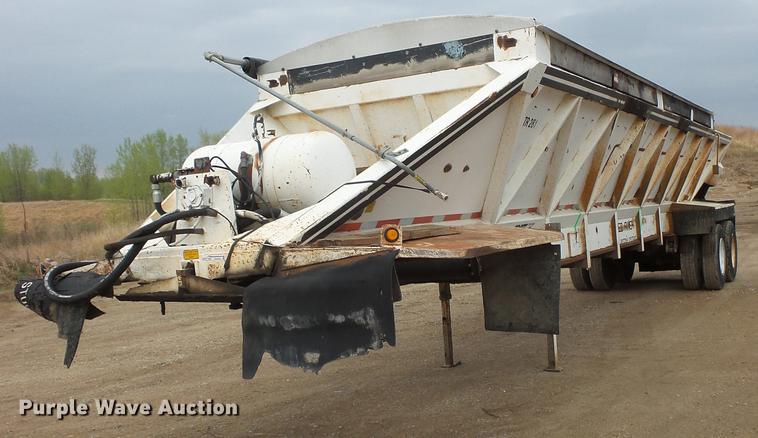 image for item DV9729 1994 Red River LB237 live bottom trailer
