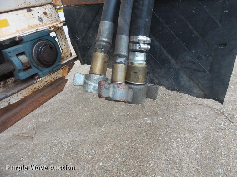 image for item DV9729 1994 Red River LB237 live bottom trailer