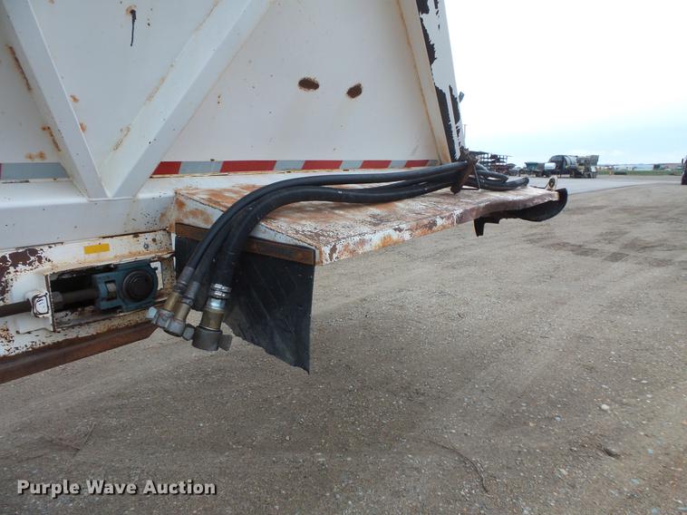 image for item DV9729 1994 Red River LB237 live bottom trailer
