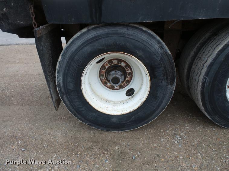 image for item DV9729 1994 Red River LB237 live bottom trailer