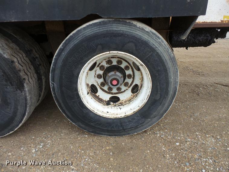 image for item DV9729 1994 Red River LB237 live bottom trailer