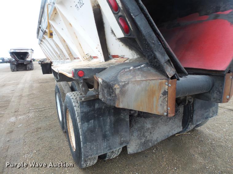 image for item DV9730 1994 Red River LB237 live bottom trailer