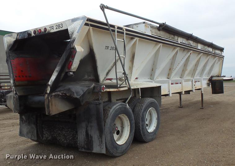 image for item DV9731 1994 Red River LB237 live bottom trailer
