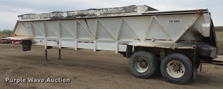 image for item DV9731 1994 Red River LB237 live bottom trailer