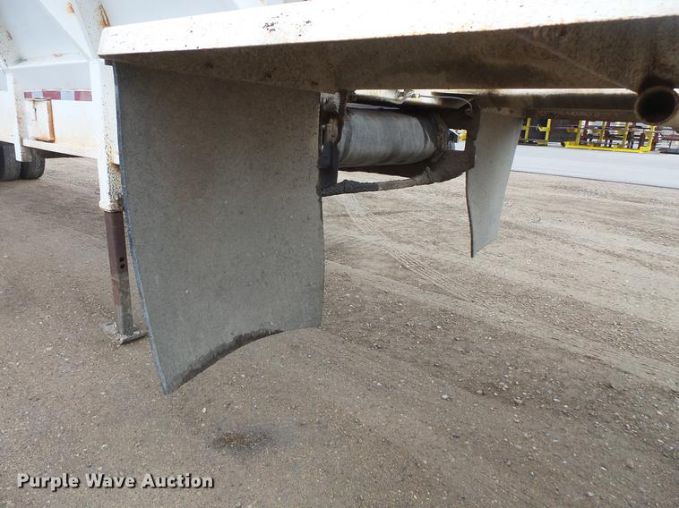 image for item DV9731 1994 Red River LB237 live bottom trailer