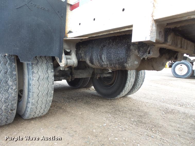 image for item DV9731 1994 Red River LB237 live bottom trailer