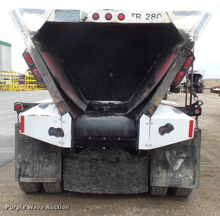 image for item DV9732 1994 Red River LB237 live bottom trailer