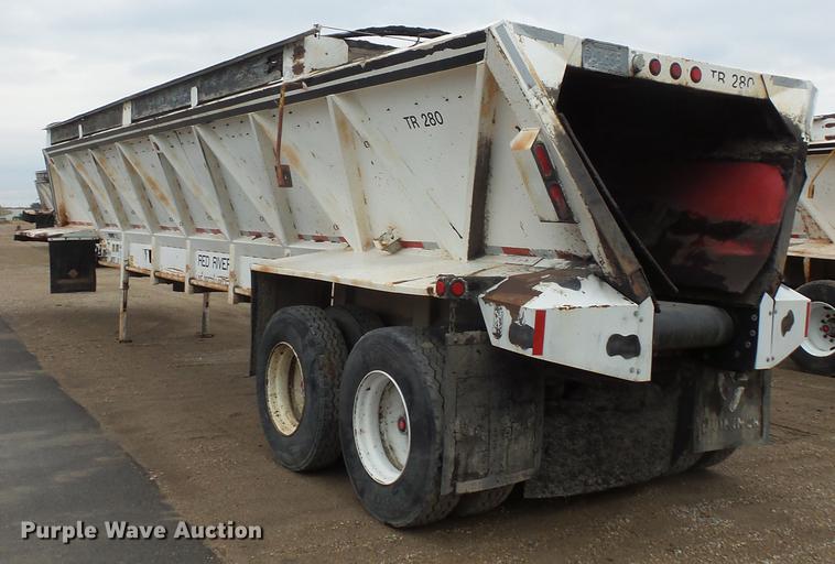 image for item DV9732 1994 Red River LB237 live bottom trailer