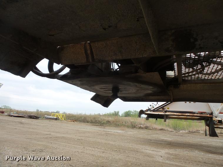 image for item DV9732 1994 Red River LB237 live bottom trailer