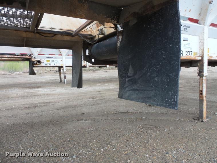 image for item DV9732 1994 Red River LB237 live bottom trailer