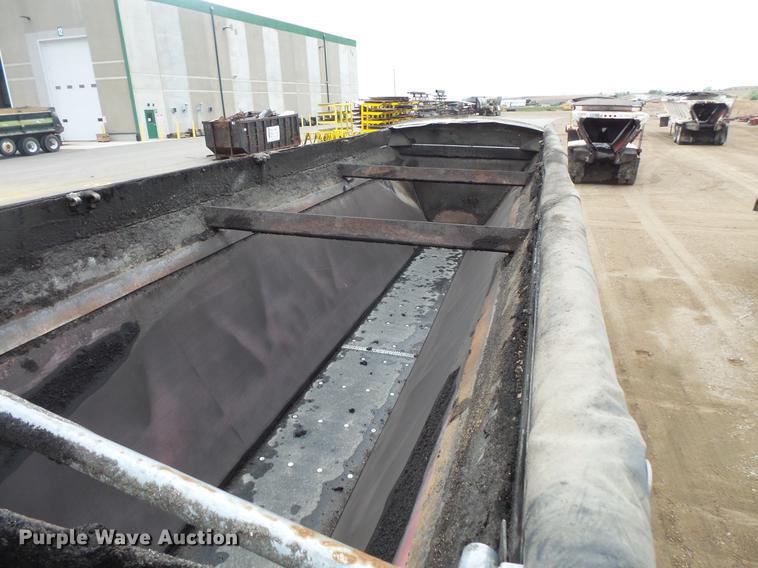 image for item DV9732 1994 Red River LB237 live bottom trailer