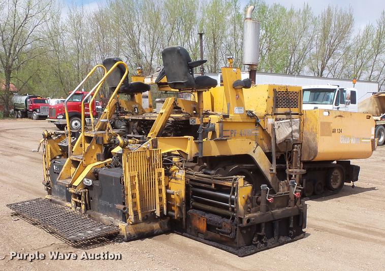 image for item DV9733 Blaw Knox PF-4410 paver