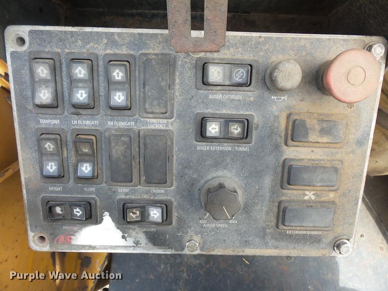 image for item DV9733 Blaw Knox PF-4410 paver