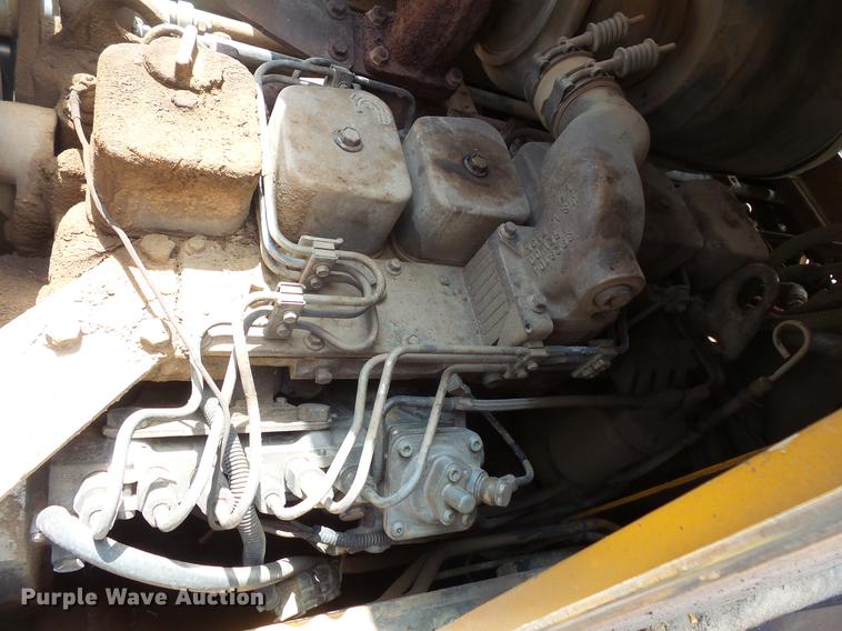 image for item DV9733 Blaw Knox PF-4410 paver