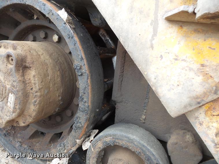 image for item DV9733 Blaw Knox PF-4410 paver