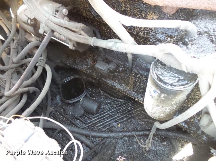 image for item DV9734 2001 Blaw Knox PF-3200 paver