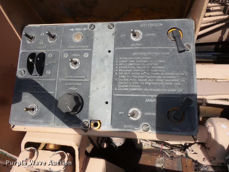 image for item DV9734 2001 Blaw Knox PF-3200 paver