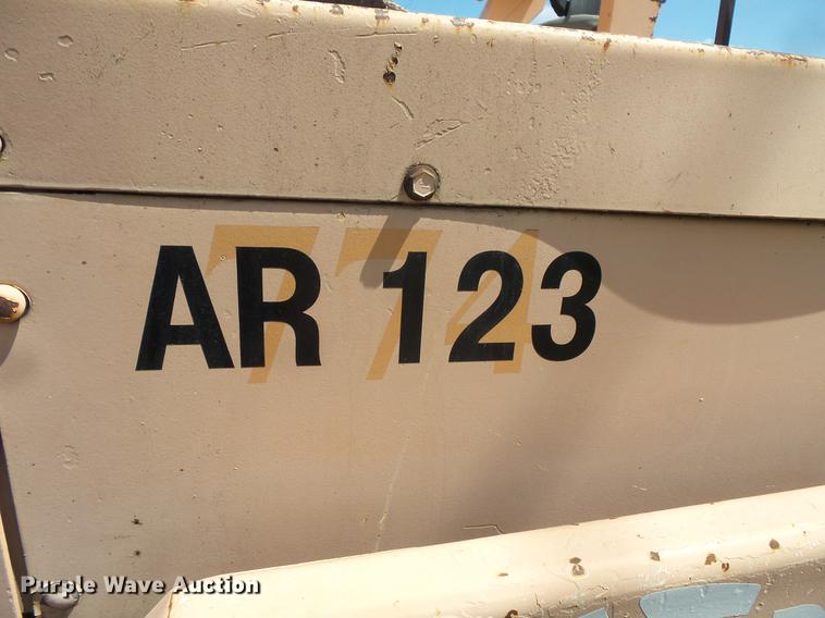 image for item DV9734 2001 Blaw Knox PF-3200 paver