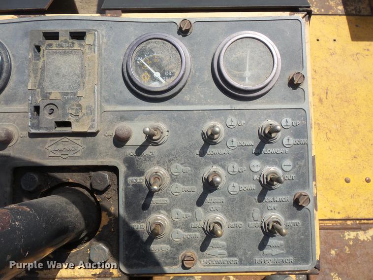 image for item DV9735 1998 Blaw Knox F-3172 paver