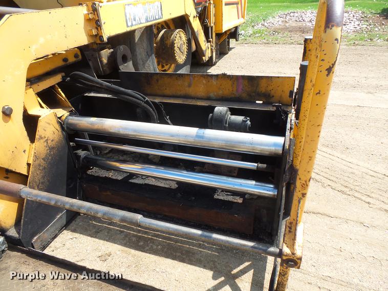 image for item DV9735 1998 Blaw Knox F-3172 paver