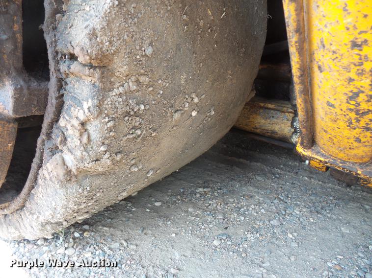 image for item DV9735 1998 Blaw Knox F-3172 paver