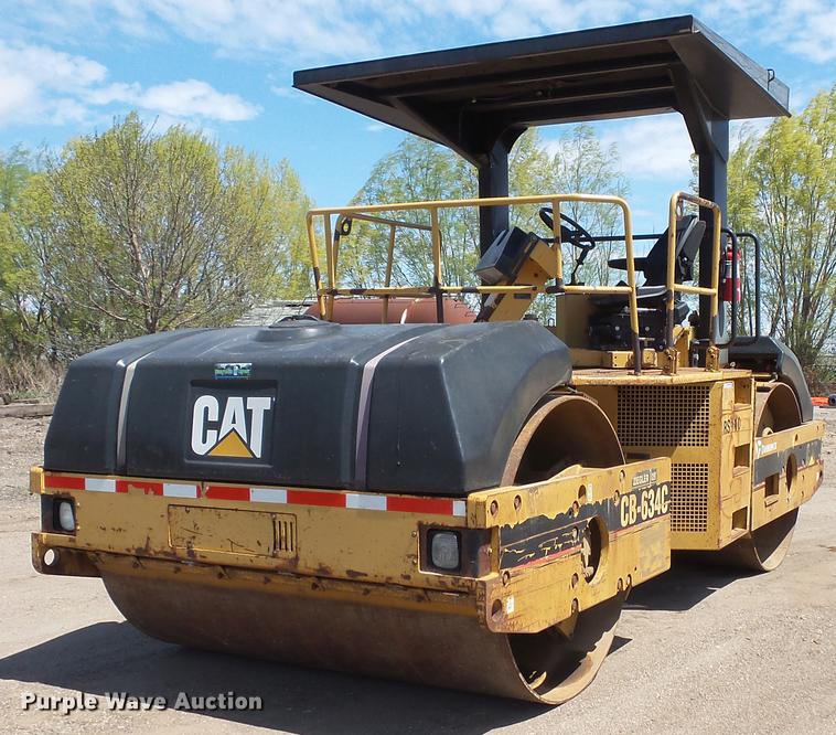 image for item DV9736 2000 Caterpillar CB-634C double drum vibratory roller