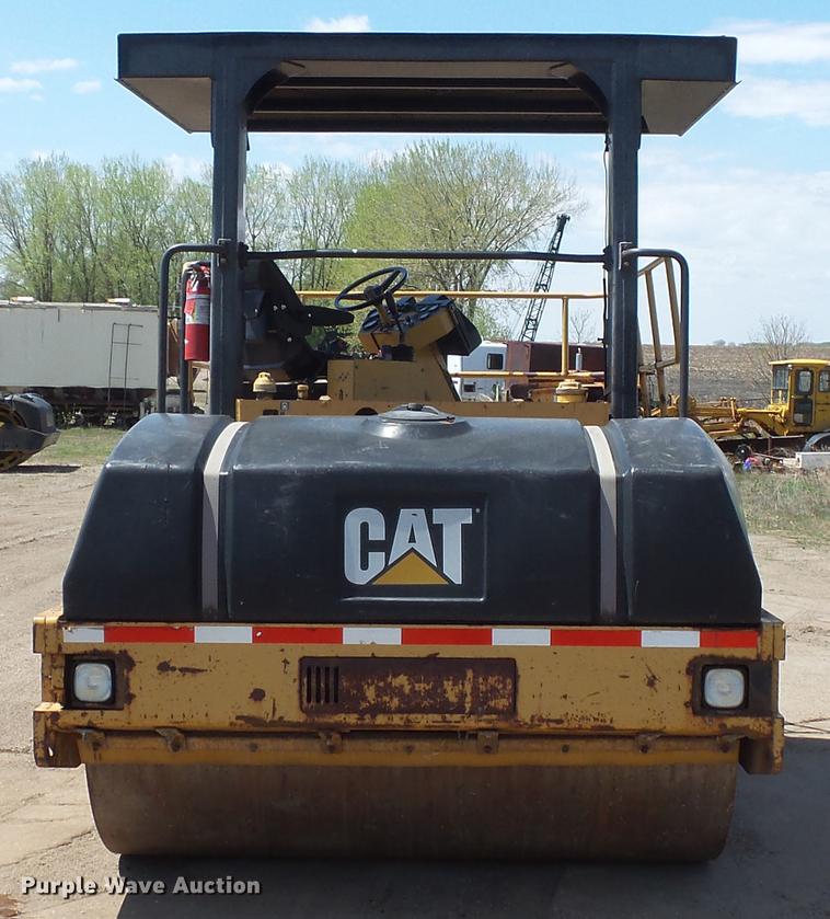 image for item DV9736 2000 Caterpillar CB-634C double drum vibratory roller