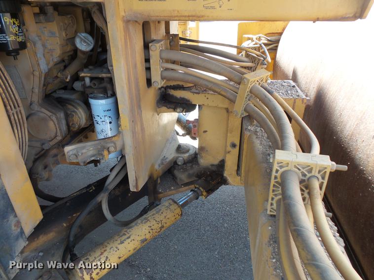 image for item DV9736 2000 Caterpillar CB-634C double drum vibratory roller