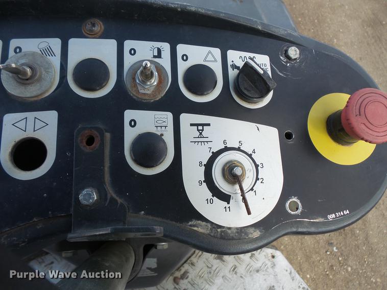 image for item DV9737 2006 Bomag BW120 double drum vibratory roller