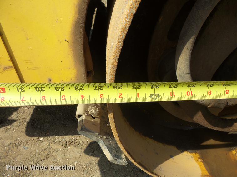 image for item DV9737 2006 Bomag BW120 double drum vibratory roller