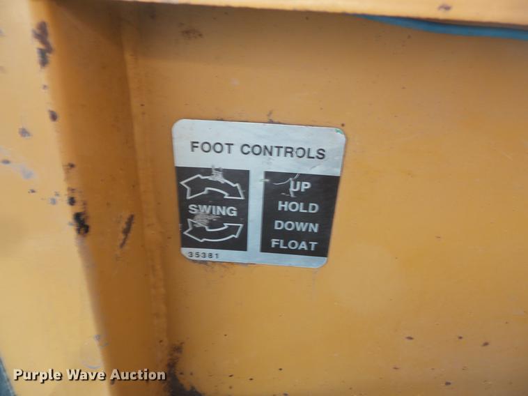 image for item DV9739 1996 Rosco RB-48 broom