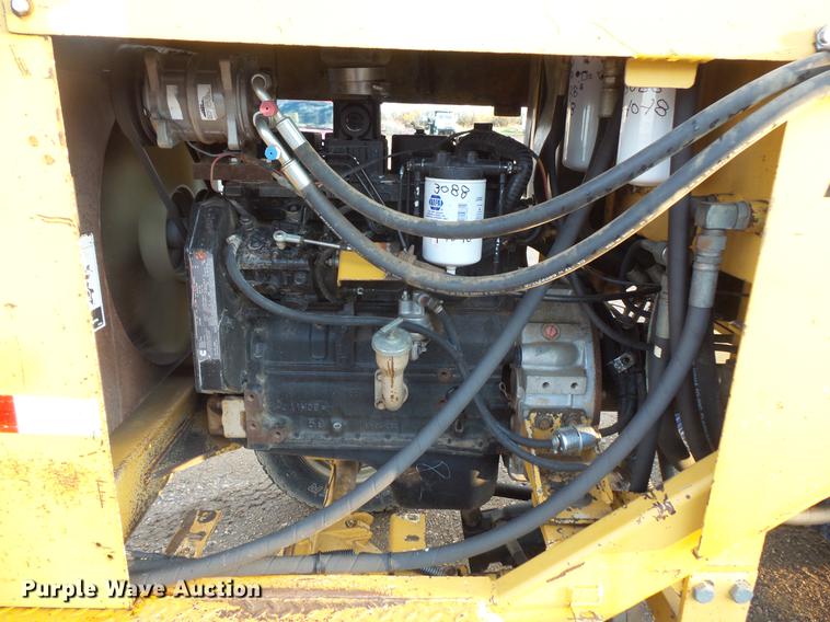 image for item DV9739 1996 Rosco RB-48 broom