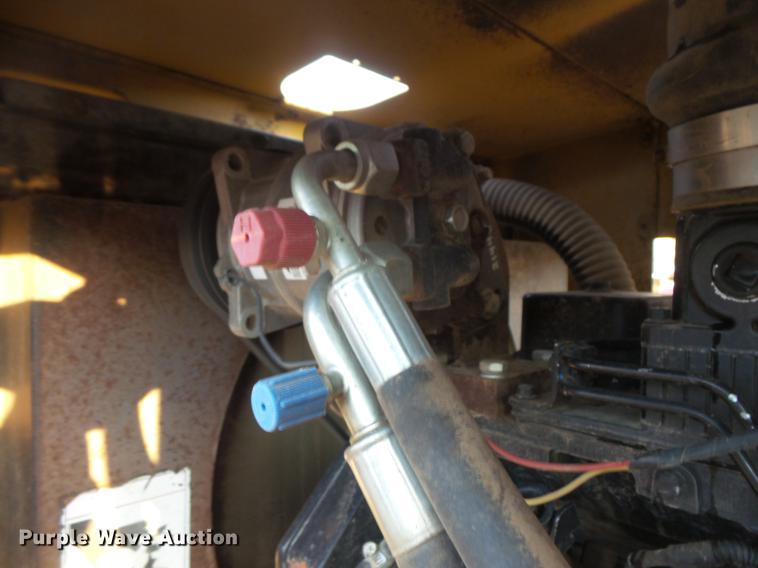 image for item DV9739 1996 Rosco RB-48 broom