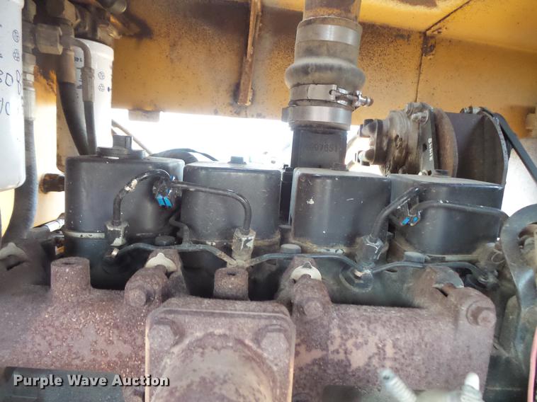 image for item DV9739 1996 Rosco RB-48 broom