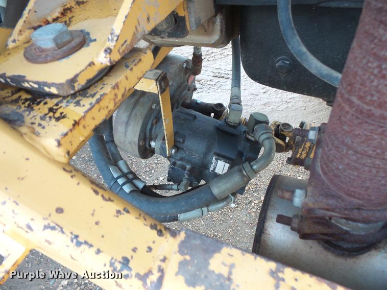 image for item DV9739 1996 Rosco RB-48 broom