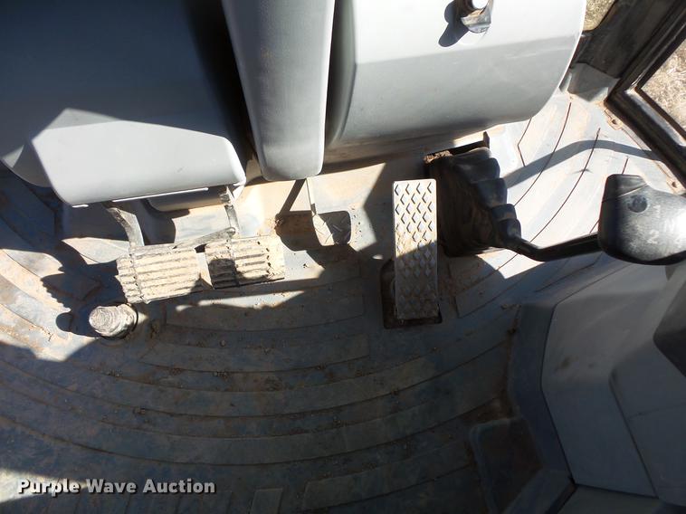 image for item DW9716 2009 Caterpillar 420E backhoe