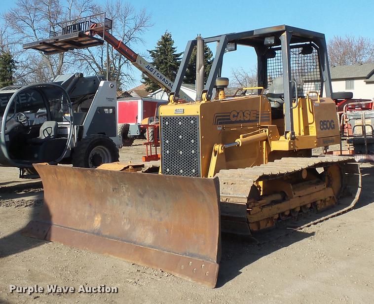 image for item DW9719 1998 Case 850G dozer