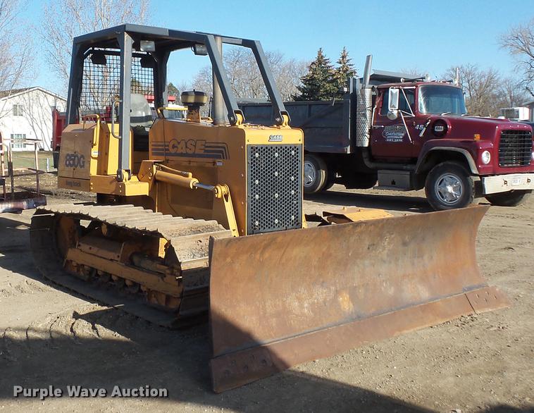 image for item DW9719 1998 Case 850G dozer