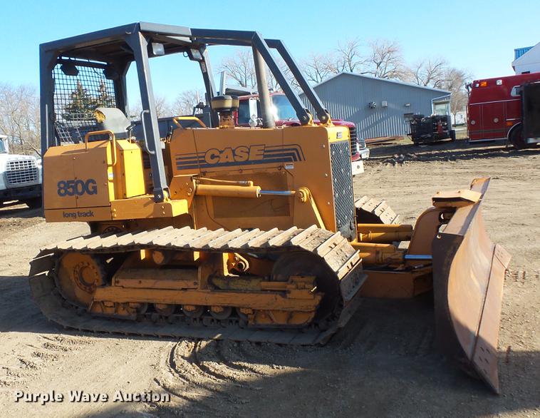 image for item DW9719 1998 Case 850G dozer