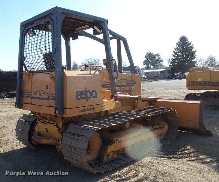 image for item DW9719 1998 Case 850G dozer