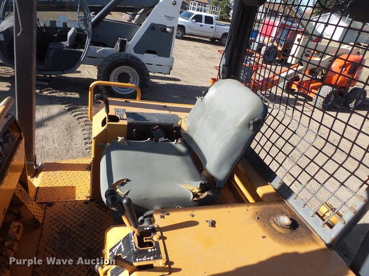 image for item DW9719 1998 Case 850G dozer