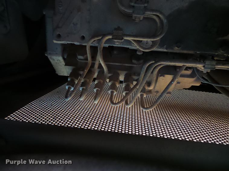 image for item DW9719 1998 Case 850G dozer